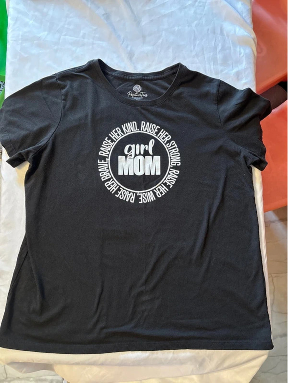 Graffiti T-shirt Girl Mom